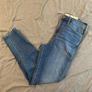 Women’s Madewell Jeans (Medium wash, 30” waist, new with tags)